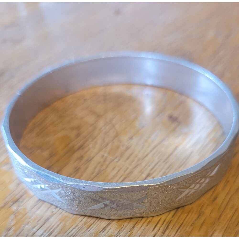 Vintage Minimalist Bangle Bracelet Silver Tone Etched Engraved Art Deco Textured